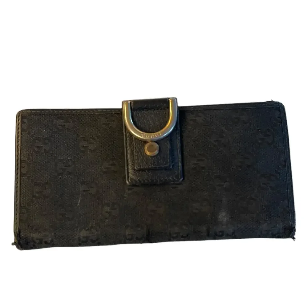 Gucci Black Signature GG Horsebit Buckle Wallet